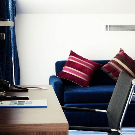 Holiday Inn Express Istanbul-Altunizade By Ihg Esterno foto