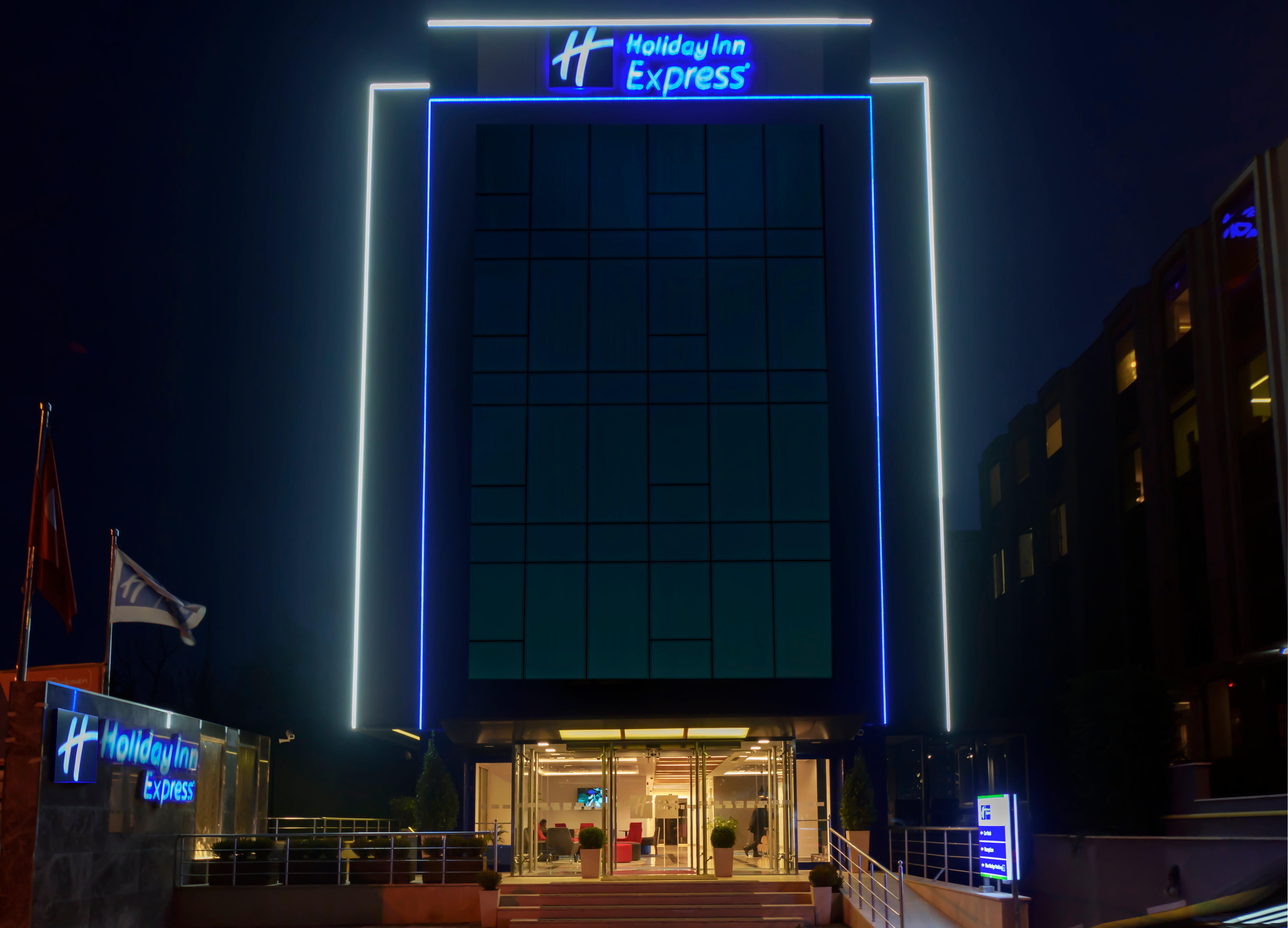 Holiday Inn Express Istanbul-Altunizade By Ihg Esterno foto