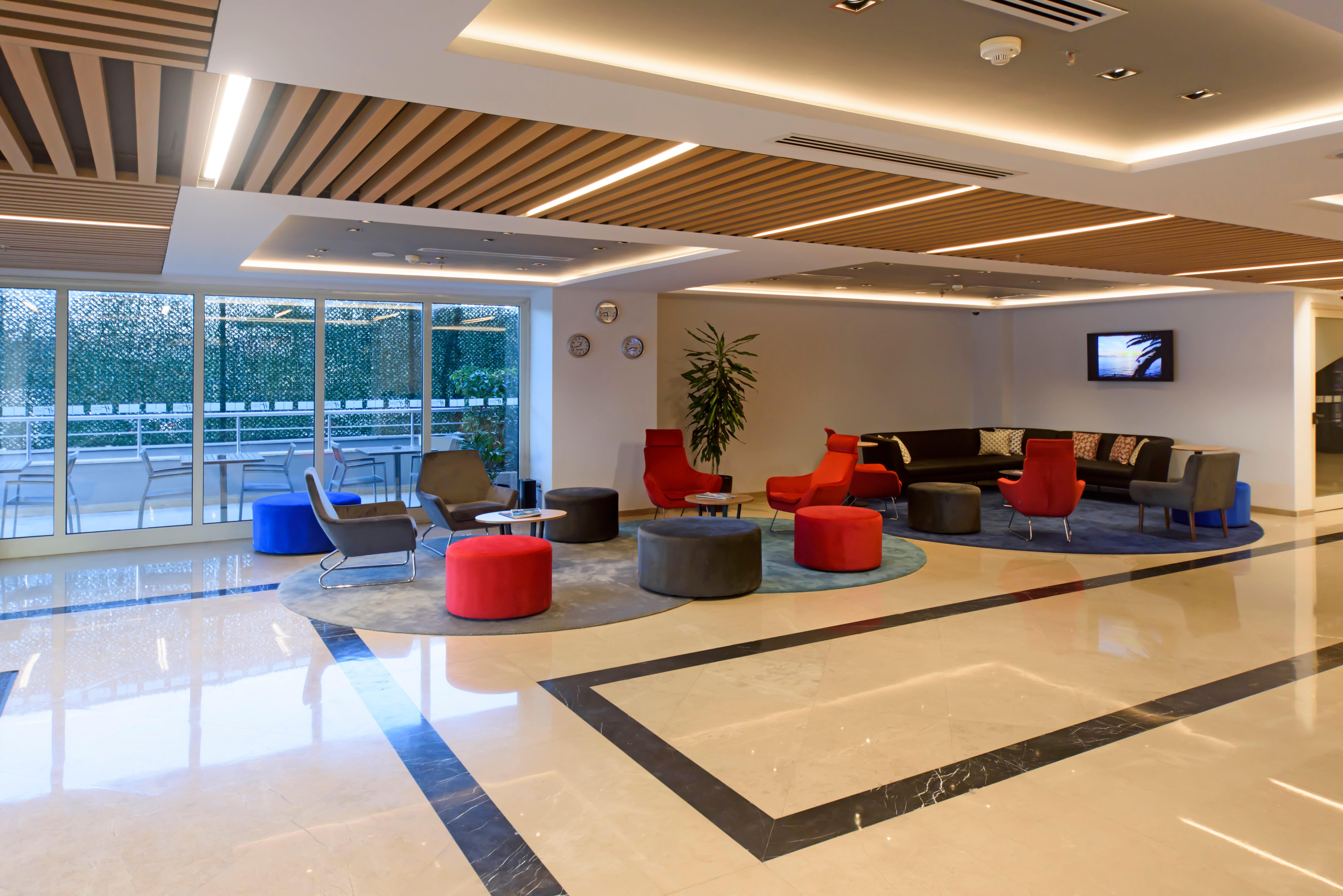 Holiday Inn Express Istanbul-Altunizade By Ihg Esterno foto