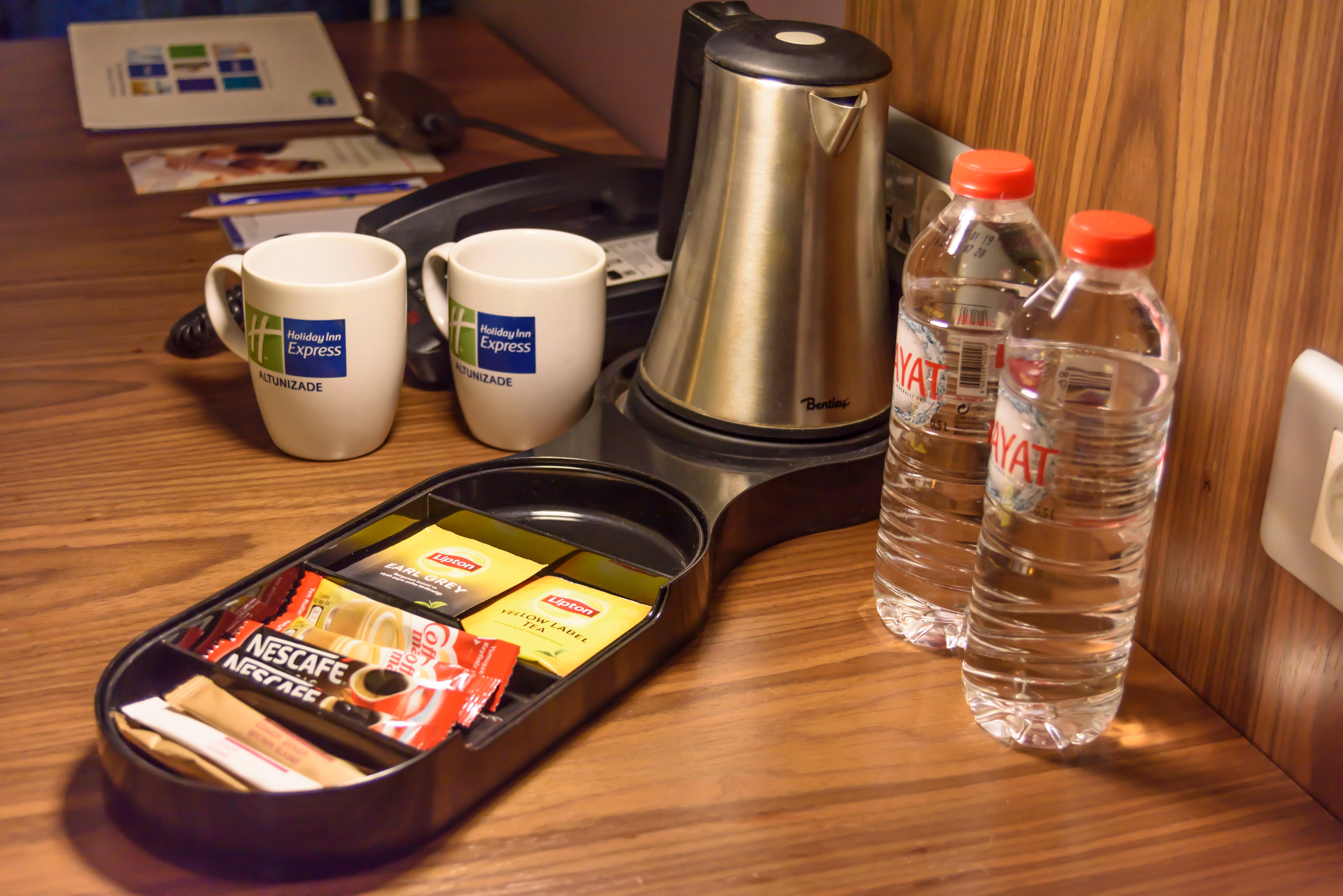 Holiday Inn Express Istanbul-Altunizade By Ihg Esterno foto