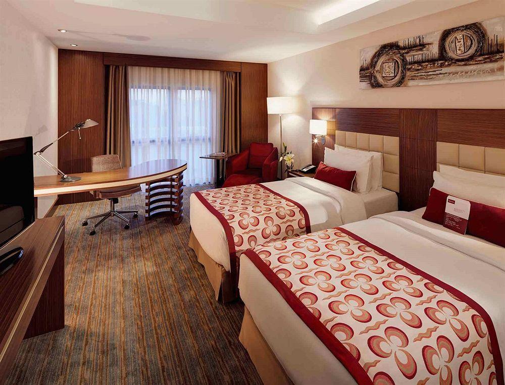 Holiday Inn Express Istanbul-Altunizade By Ihg Esterno foto