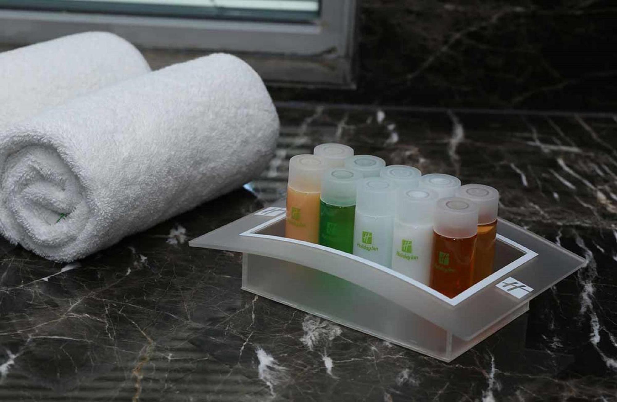 Holiday Inn Express Istanbul-Altunizade By Ihg Esterno foto