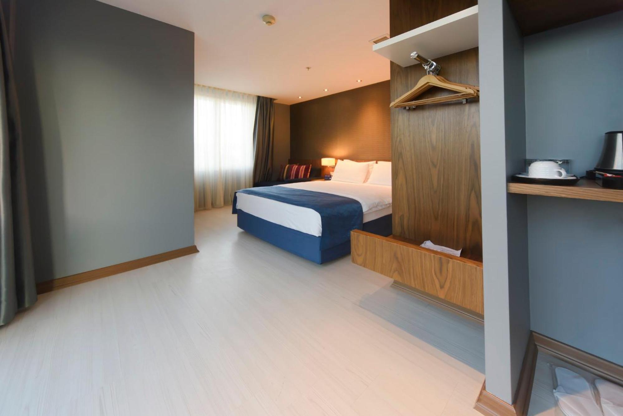 Holiday Inn Express Istanbul-Altunizade By Ihg Esterno foto