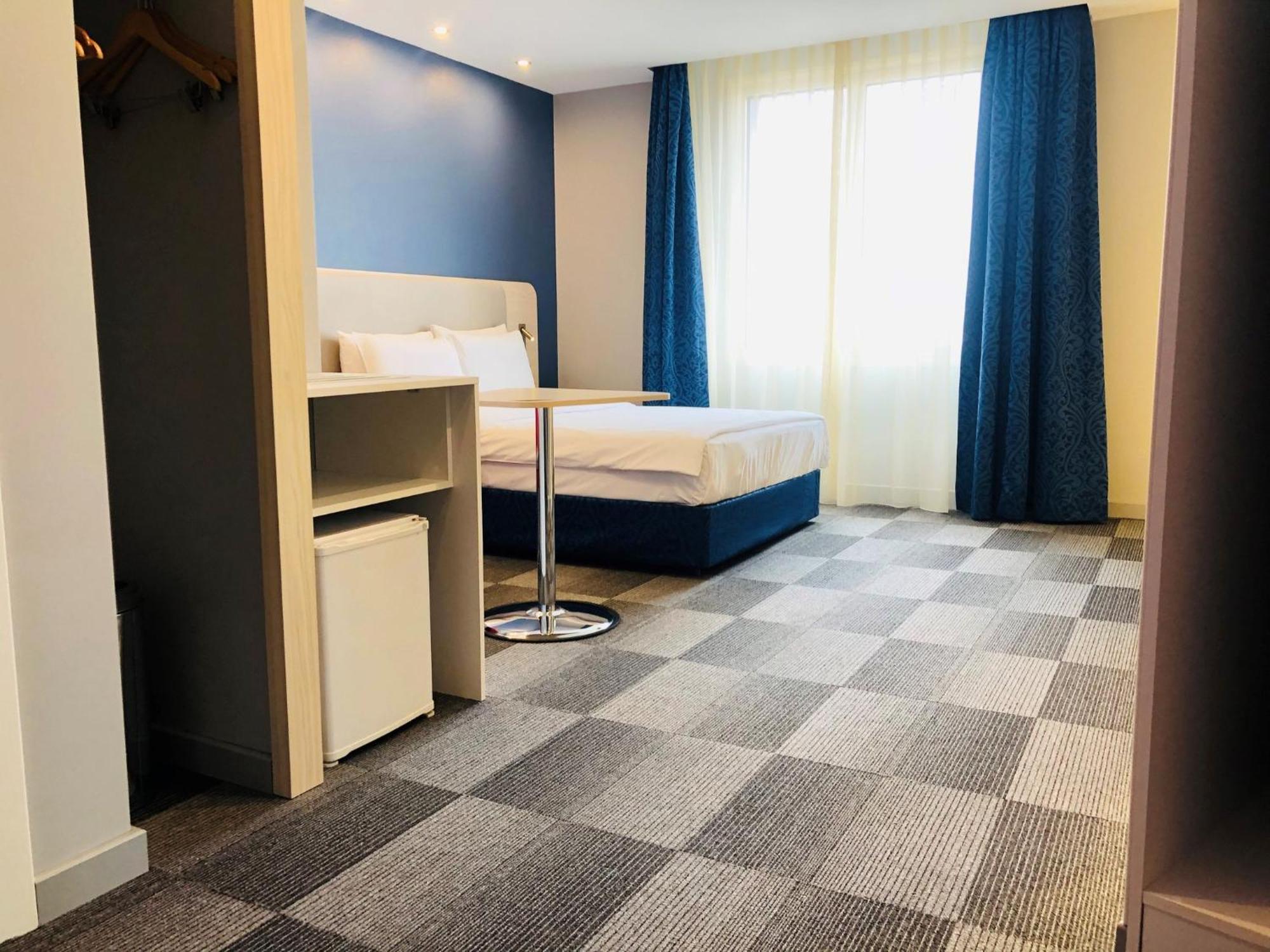 Holiday Inn Express Istanbul-Altunizade By Ihg Esterno foto